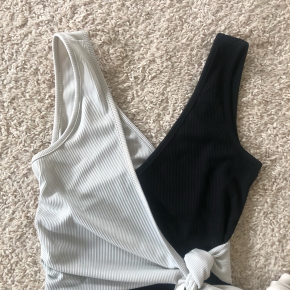 TOPSHOP Bodysuit - Picture 4 of 10